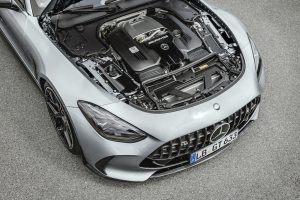 Hochleistungs-Motor des Mercedes-AMG GT Coupé 2024